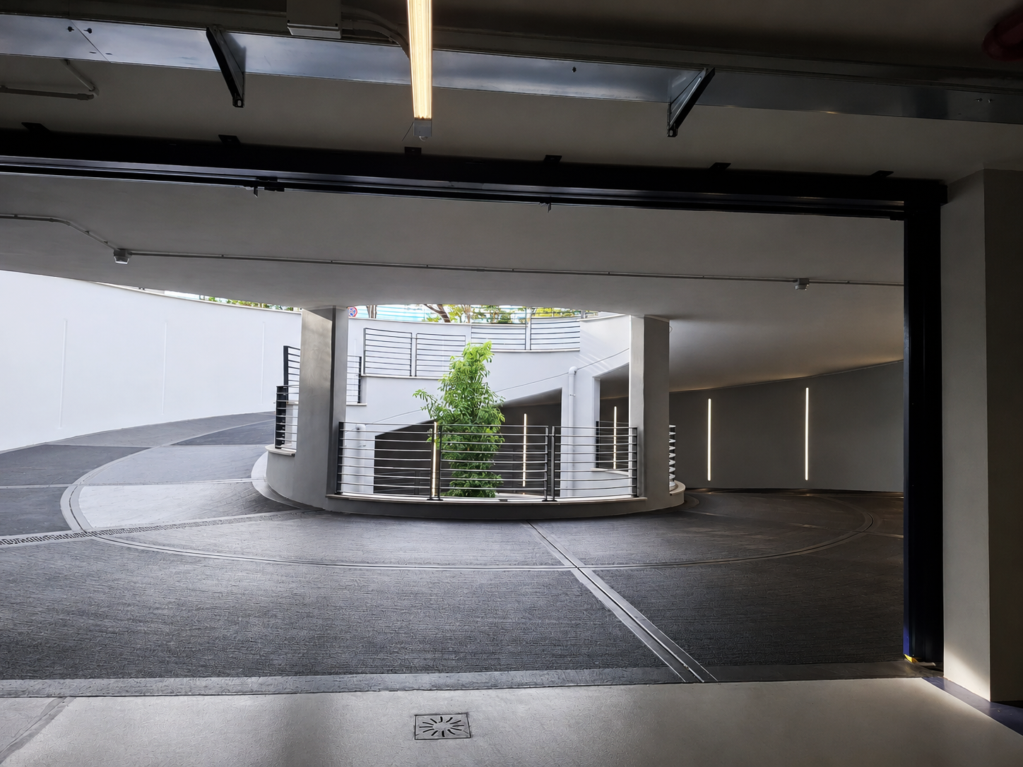 ADB Parking Rampe interne